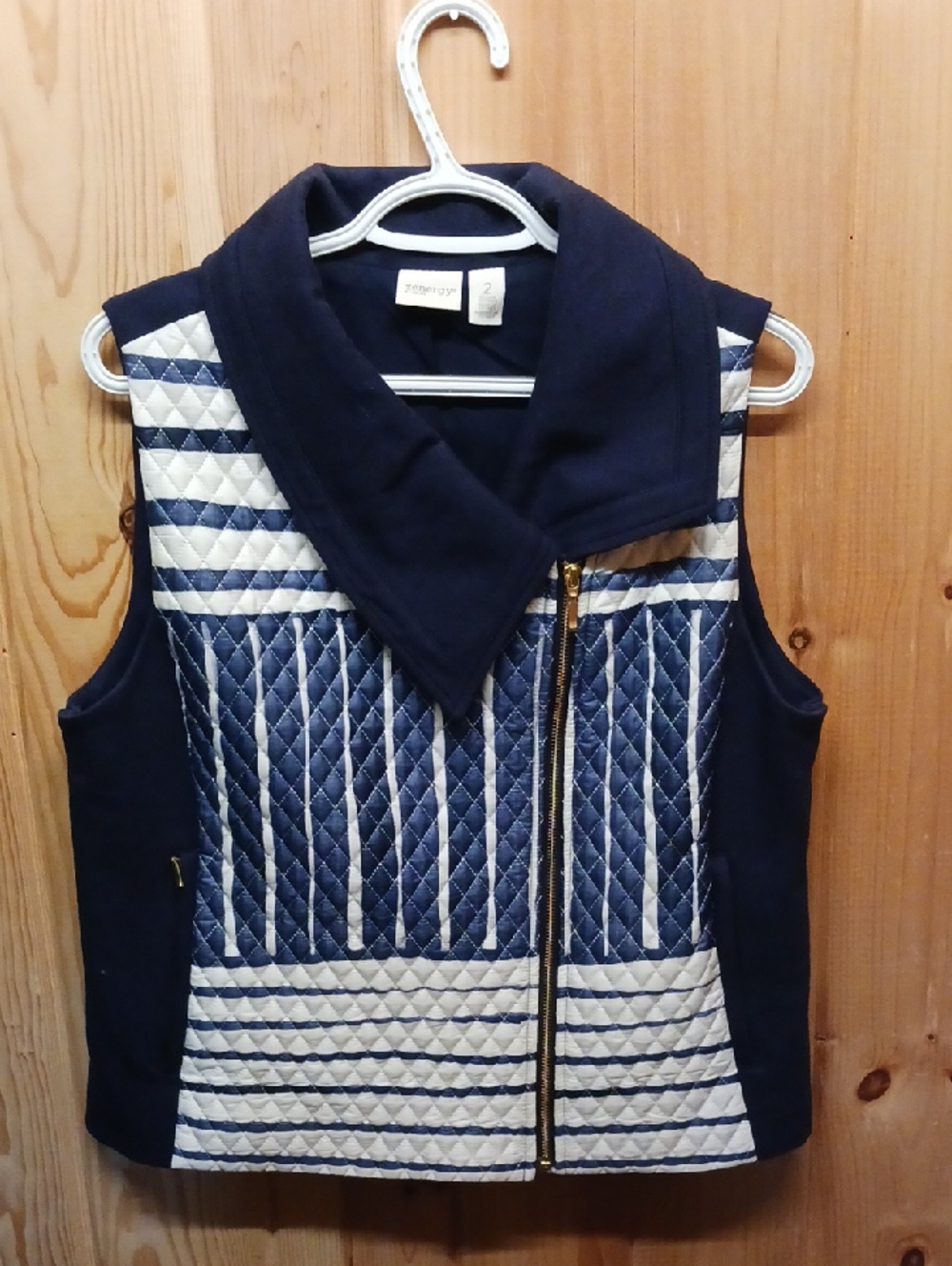 Zenergy by Chico's Quilted Navy and White Vest with Asymmetric Collar